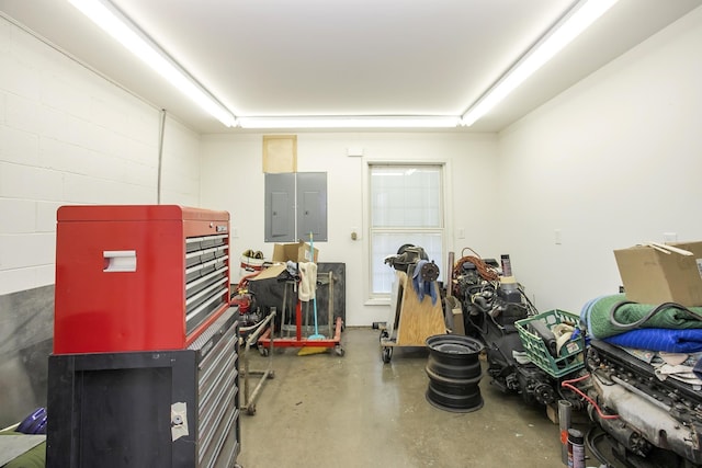 1035 Forest Harbor Dr, Hendersonville, TN 37075 - interior space with electric panel