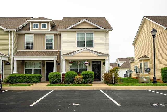 313 Sam Houston Cir, Clarksville, TN 37040 - photo 1