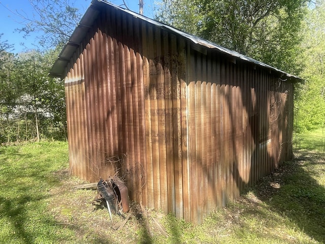 312 Neal St, Huntland, TN 37345 - view of outbuilding featuring an outdoor structure