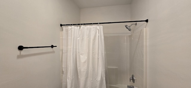 8047 Bienville Dr Unit X6, Nashville, TN 37211 - bathroom featuring shower / bath combo with shower curtain