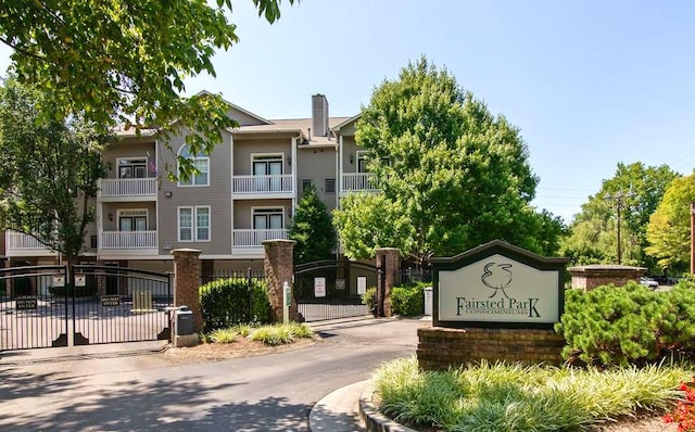 2063 Stokes Ln, Nashville, TN 37215 - photo 2
