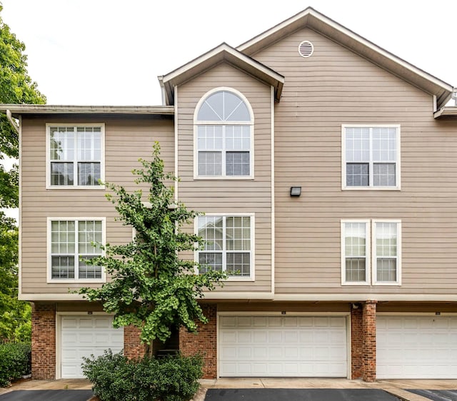 2063 Stokes Ln, Nashville, TN 37215 - photo 3