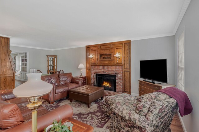 125 Sunnyside Ln, Columbia, TN 38401 - living area with baseboards, ornamental molding, wood finished floors, and a fireplace