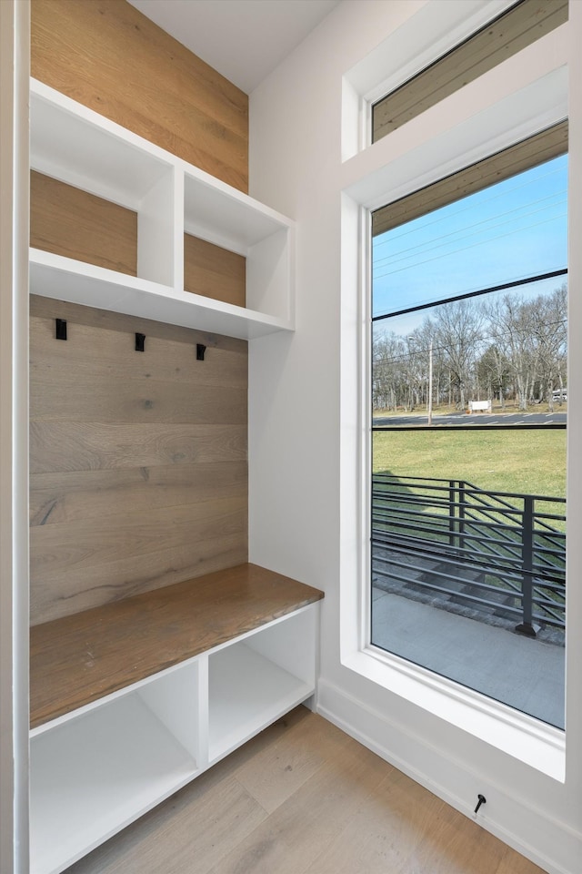 819 Davidson Dr, Nashville, TN 37205 - mudroom featuring wood finished floors