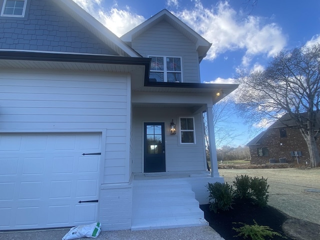 view of front of home featuring a porch