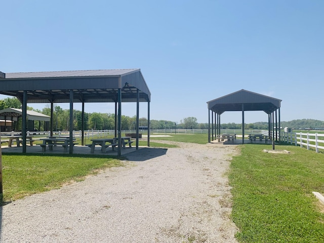 1189 River Front Dr, Clifton, TN 38425
