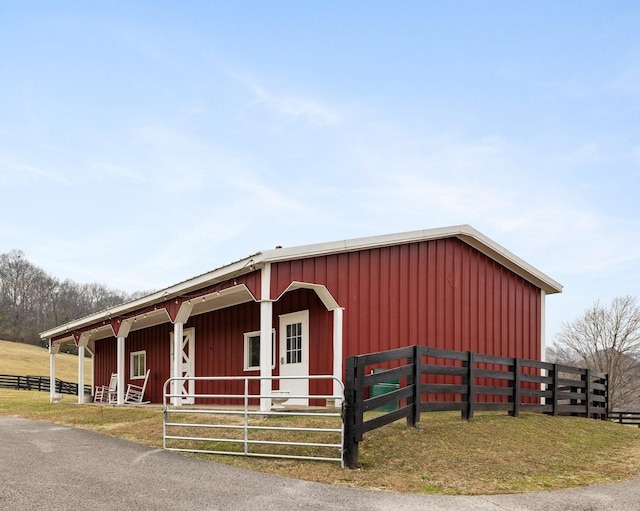 6516 Brandon Park Way, Franklin, TN 37064 - view of horse barn