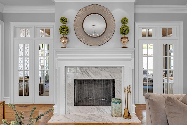 328 White Swans Xing, Brentwood, TN 37027 - living area featuring wood finished floors, a fireplace, and ornamental molding