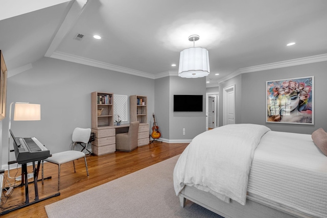 328 White Swans Xing, Brentwood, TN 37027 - bedroom featuring visible vents, baseboards, crown molding, recessed lighting, and wood finished floors