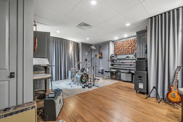 328 White Swans Xing, Brentwood, TN 37027 - exercise area featuring visible vents, recessed lighting, and wood finished floors