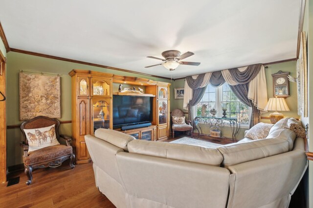 124 Timber Trail Dr, Lebanon, TN 37090 - living area featuring dark wood-type flooring, crown molding, and ceiling fan