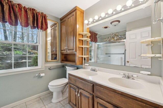124 Timber Trail Dr, Lebanon, TN 37090 - full bath featuring tile patterned floors, a shower, toilet, and a sink