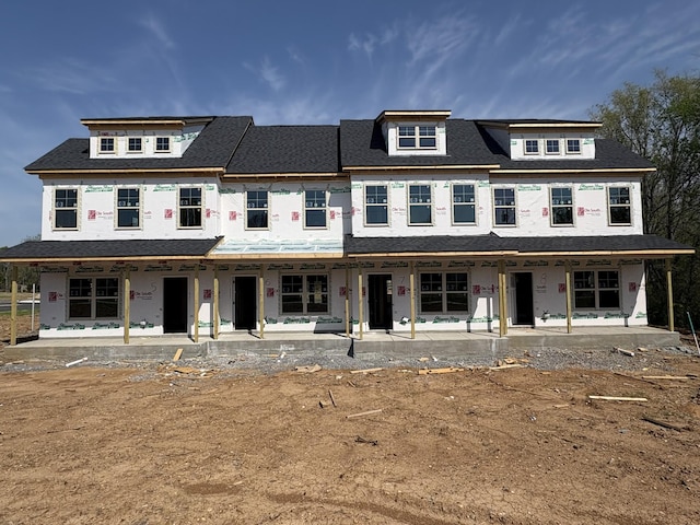 view of front of property featuring a porch