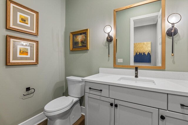 113 Cheekwood Ter, Nashville, TN 37205 - bathroom with vanity, toilet, and baseboards