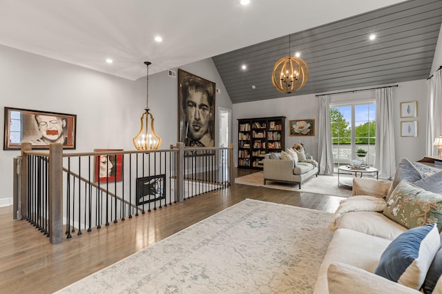 113 Cheekwood Ter, Nashville, TN 37205 - living area featuring wood finished floors, a chandelier, recessed lighting, and vaulted ceiling