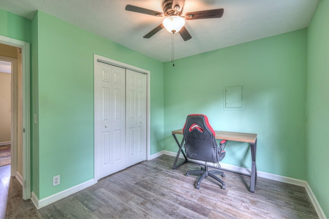 109 Spring Valley Ct, Cross Plains, TN 37049 - home office featuring baseboards, a ceiling fan, and wood finished floors