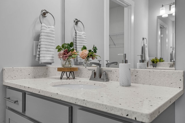 558 Twyla Dr, Lebanon, TN 37087 - bathroom featuring vanity