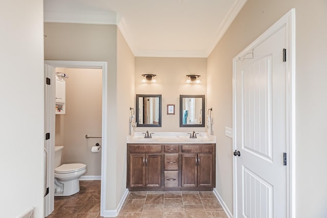 133 Kildeer Dr, Clarksville, TN 37040 - bathroom with toilet, baseboards, a sink, and crown molding