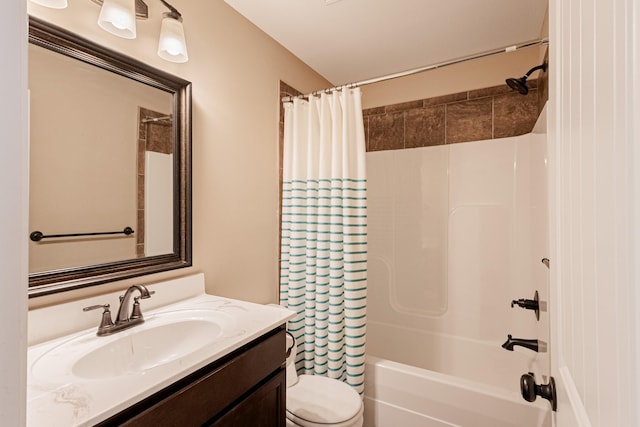 133 Kildeer Dr, Clarksville, TN 37040 - bathroom with shower / bath combination with curtain, vanity, and toilet