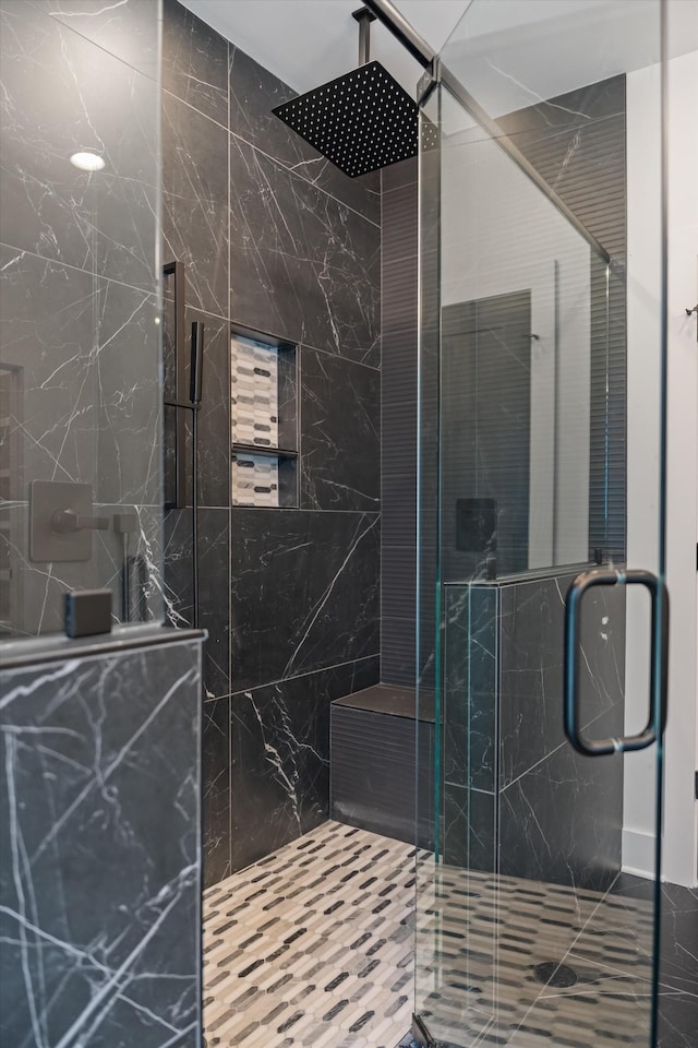 416 Mercomatic Dr, Nashville, TN 37209 - bathroom with a shower stall