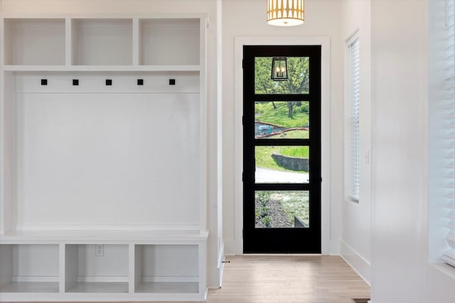 416 Mercomatic Dr, Nashville, TN 37209 - mudroom with light wood-style floors