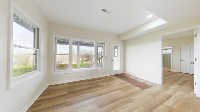 250 Sun Hill Cir, Cadiz, KY 42211 - unfurnished room featuring visible vents, light wood-type flooring, and baseboards
