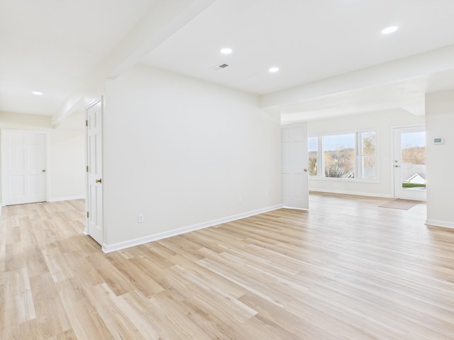 250 Sun Hill Cir, Cadiz, KY 42211 - unfurnished living room featuring recessed lighting, light wood finished floors, visible vents, and baseboards