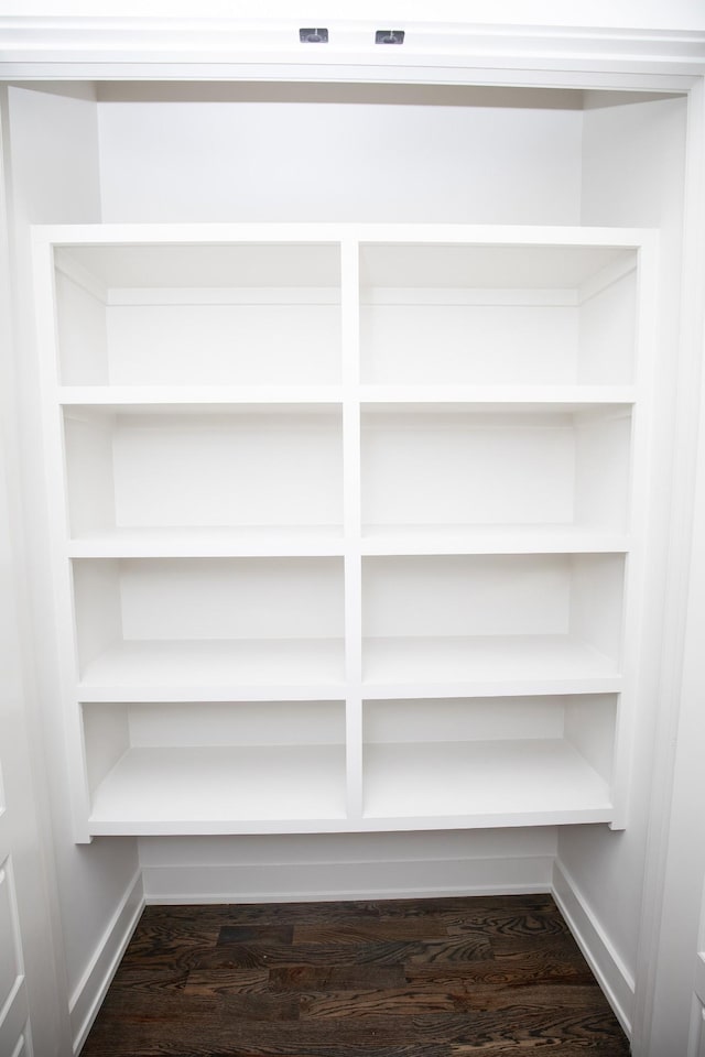 3509B Wrenwood Ave, Nashville, TN 37205 - interior details featuring baseboards and wood finished floors