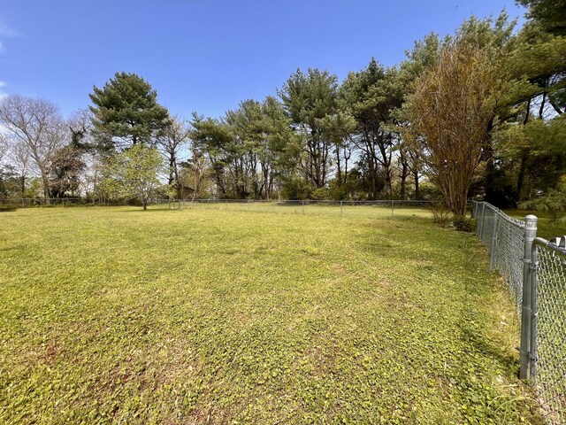 1112 Cumberland St, Decherd, TN 37324 - view of yard with fence