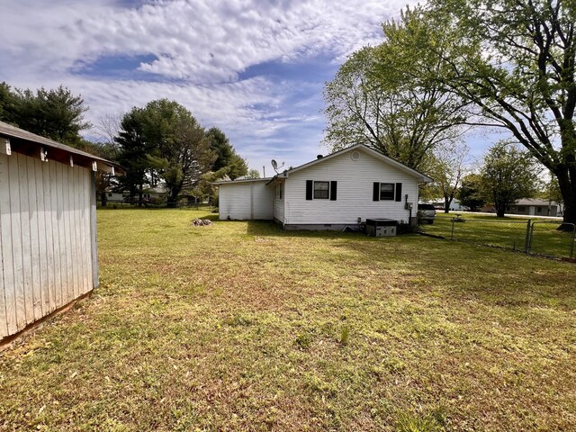 1112 Cumberland St, Decherd, TN 37324 - view of yard featuring fence
