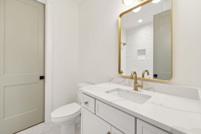 4201A Belmont Blvd, Nashville, TN 37215 - bathroom featuring toilet, a shower, vanity, and recessed lighting