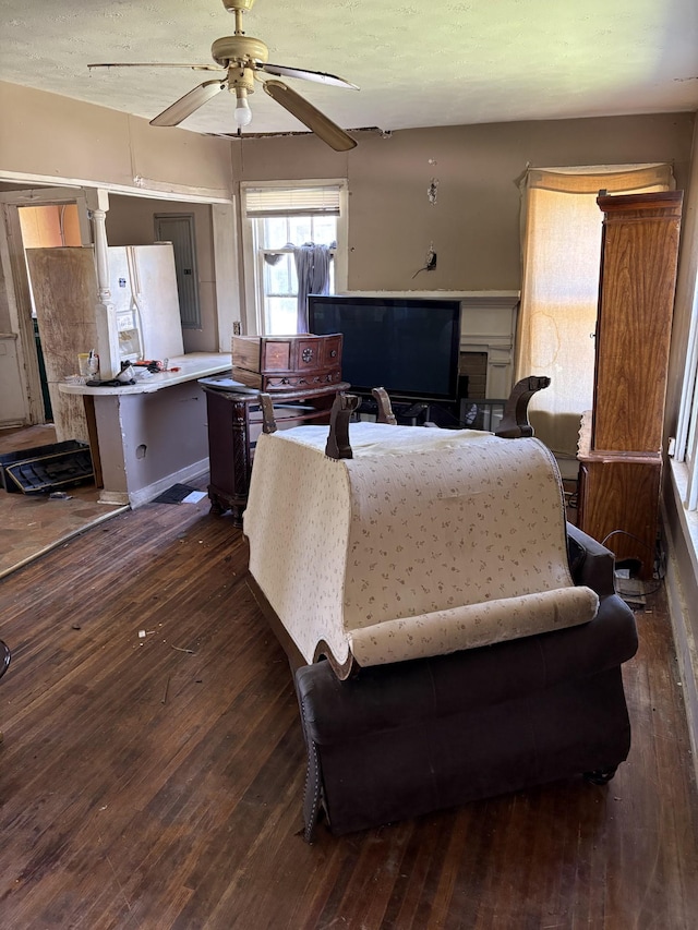 755 Center St, Lewisburg, TN 37091 - living area with a ceiling fan and dark wood finished floors