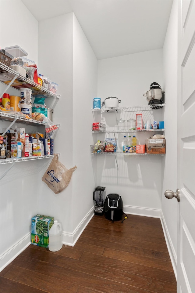 565 Kipton Trl, Lebanon, TN 37087 - view of pantry