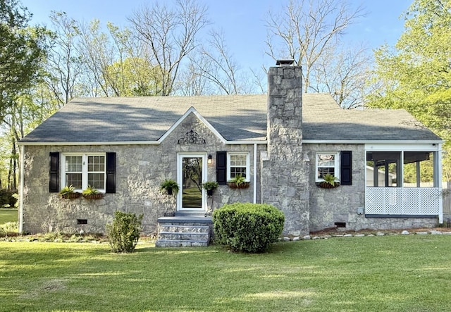 405 Lee Gordon Mill Rd, Chickamauga, GA 30707 - ranch-style home with roof with shingles, crawl space, a sunroom, and a front lawn