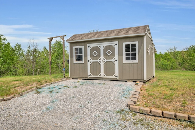 520 Young Rd, Waverly, TN 37185 - view of shed