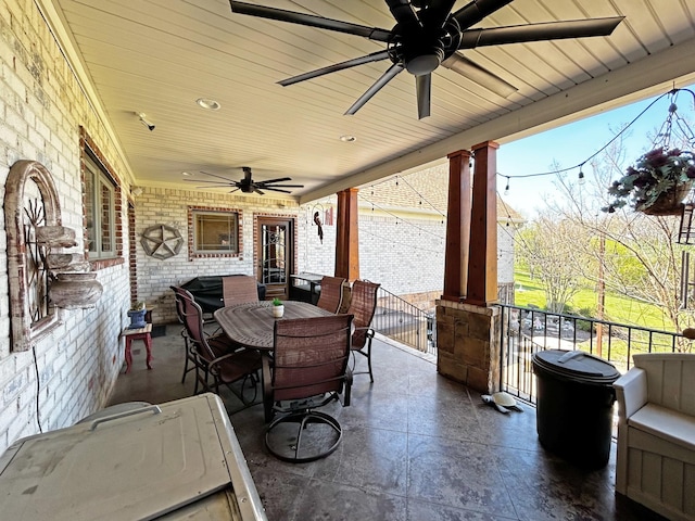 110 Giles Ln, Gallatin, TN 37066 - view of patio featuring outdoor dining area and a ceiling fan
