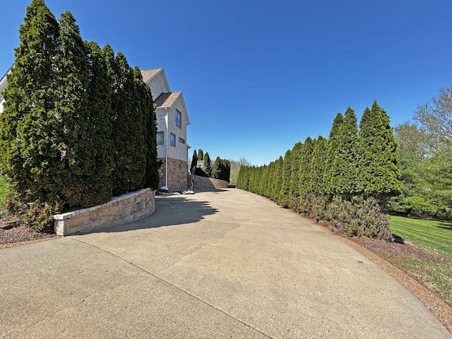 110 Giles Ln, Gallatin, TN 37066 - exterior space with driveway