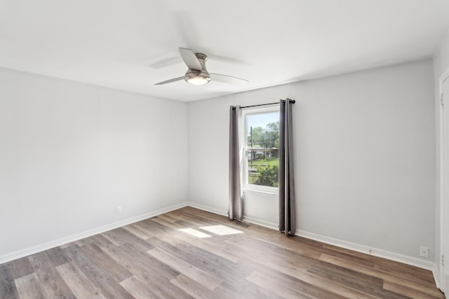 223 Edgewood Dr, Hendersonville, TN 37075 - unfurnished room with wood finished floors, baseboards, and a ceiling fan