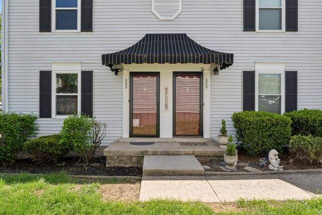 223 Edgewood Dr, Hendersonville, TN 37075 - view of entrance to property