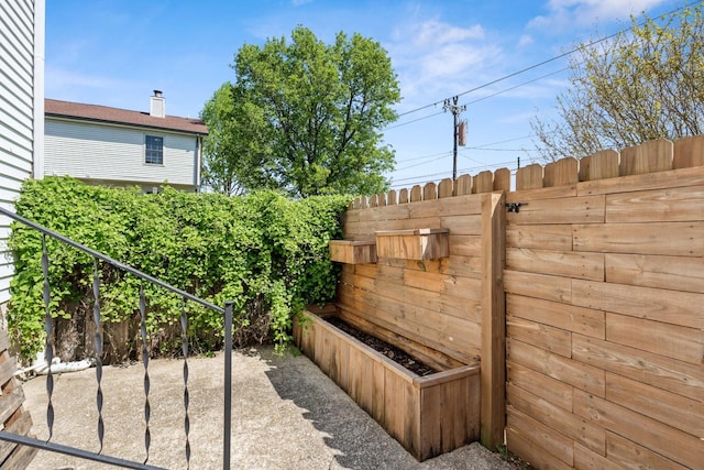 223 Edgewood Dr, Hendersonville, TN 37075 - view of patio / terrace with fence