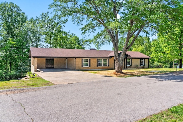 33 Walker Cir, Clarksville, TN 37042 - photo 2