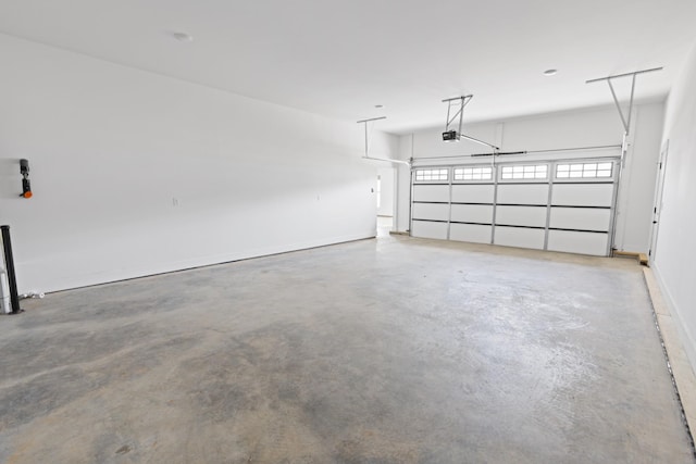 6913 Pembrooke Farms Dr, Murfreesboro, TN 37129 - garage with a garage door opener