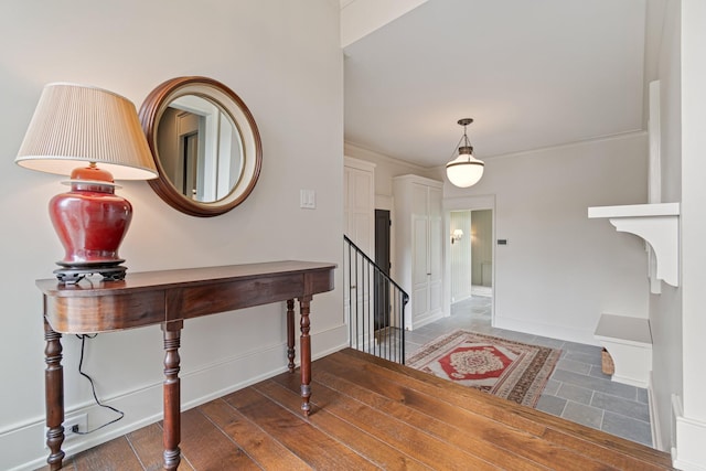4535 Peytonsville Rd, Franklin, TN 37064 - foyer entrance featuring baseboards