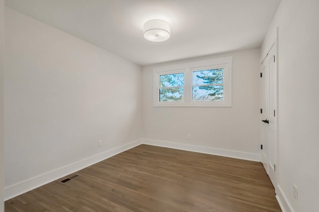 931 Downey Dr, Nashville, TN 37205 - unfurnished room with baseboards, wood finished floors, and visible vents