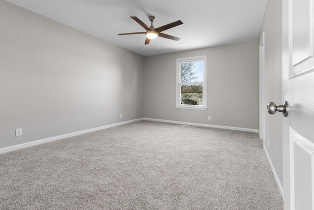 302 Windrush Dr, Clarksville, TN 37042 - carpeted empty room featuring a ceiling fan and baseboards