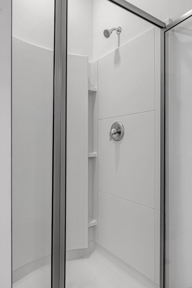3728 Hoggett Ford Rd, Hermitage, TN 37076 - bathroom featuring a stall shower