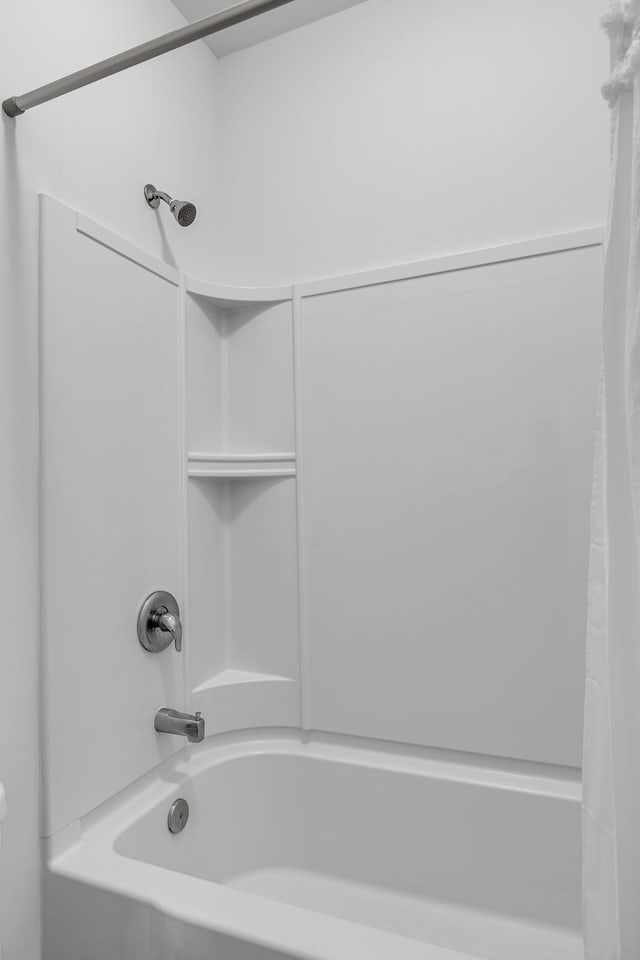 3728 Hoggett Ford Rd, Hermitage, TN 37076 - bathroom with shower / bath combo