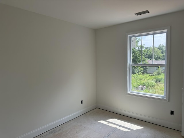 1229 Elizabeth Ln, Clarksville, TN 37042 - unfurnished room featuring baseboards