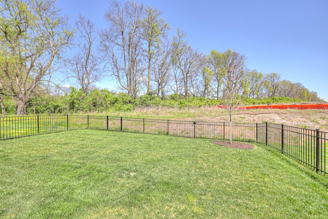 1084 Linn Cove Ct, Gallatin, TN 37066 - view of yard with fence