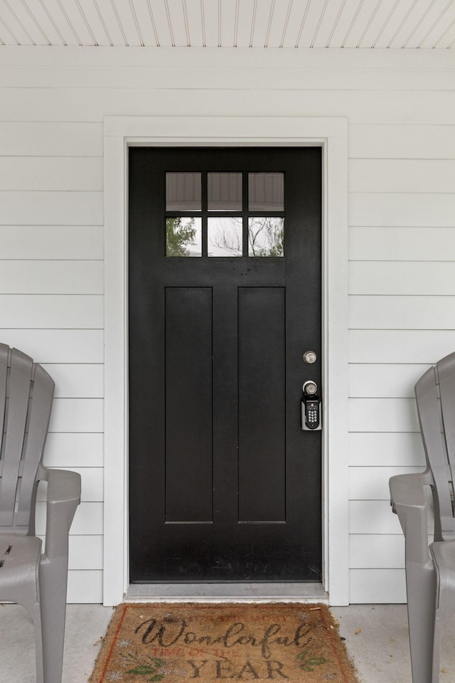 view of property entrance